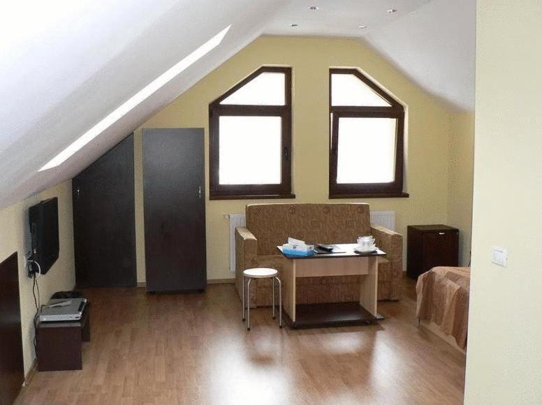 Hotel Flora Alpina Azuga Zewnętrze zdjęcie
